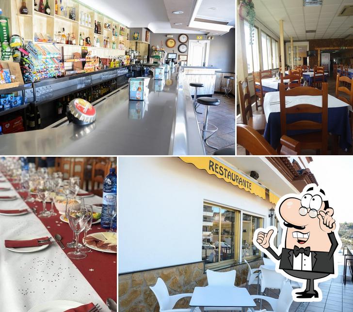 Siéntate a una de las mesas de Restaurante Sol de Andalucía