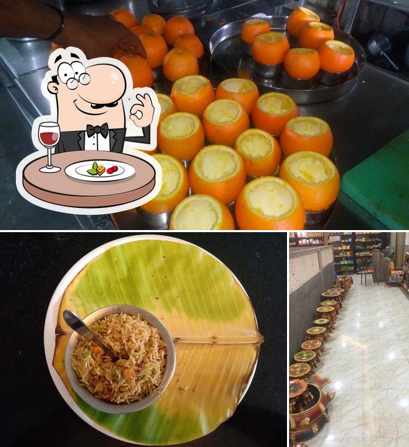 TEMPLE CITY, India, bus stop Restaurant reviews