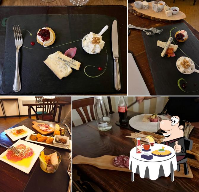 Piatto di formaggi al Osteria della Madonna da Peo