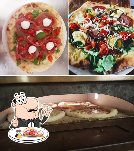 Bestellt eine Pizza bei Borgovecchio