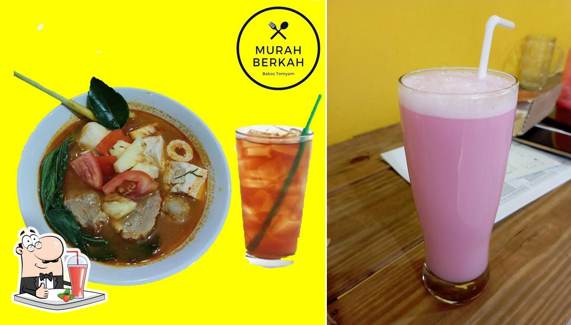 Enjoy a beverage at Warung Makan "Murah Berkah" Spesialis Tom Yam