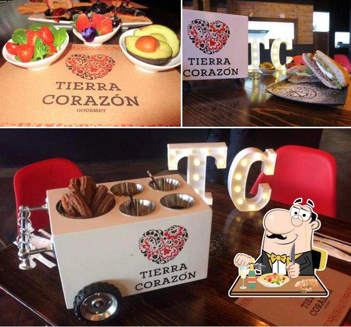Еда в "Tierra Corazón Gourmet"