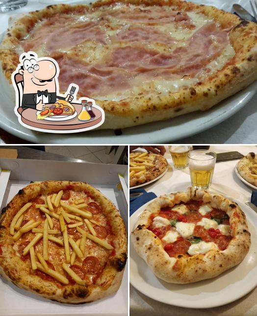 Scegli tra le molte varianti di pizza