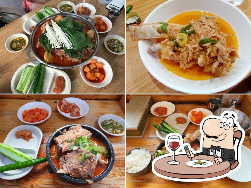 Somunnan Gamjatang (Pork Bone Soup) restaurant, Seoul Restaurant reviews