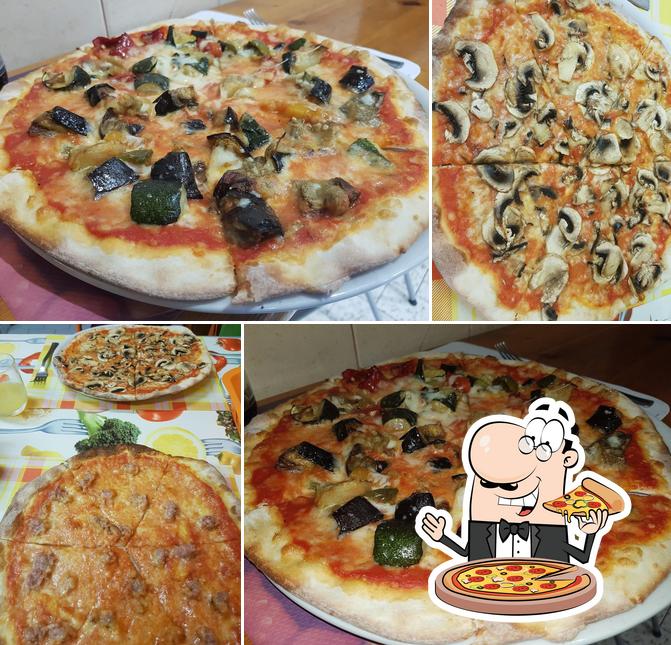 Scegli una pizza a L'Oasi della Pizza