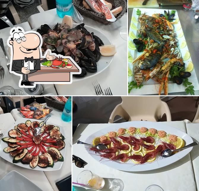 LA TERRAZZA SUL PORTO COCKTAIL BAR RISTORANTE
