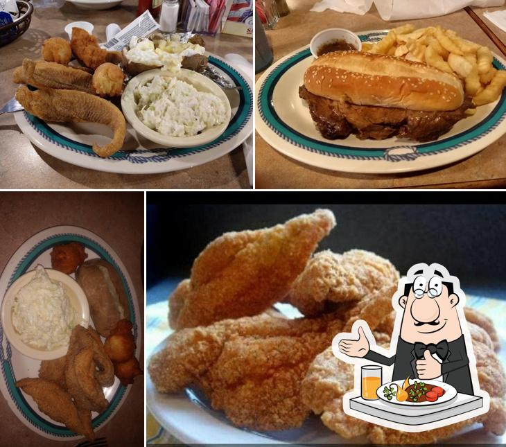 Catfish Dock, 2003 W Everly Brothers Blvd in Powderly Seafood