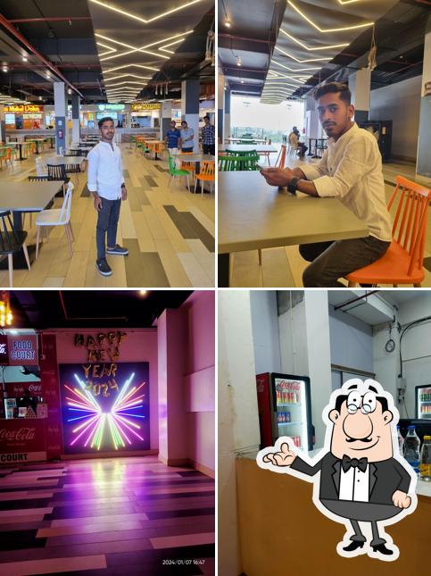 Food Court