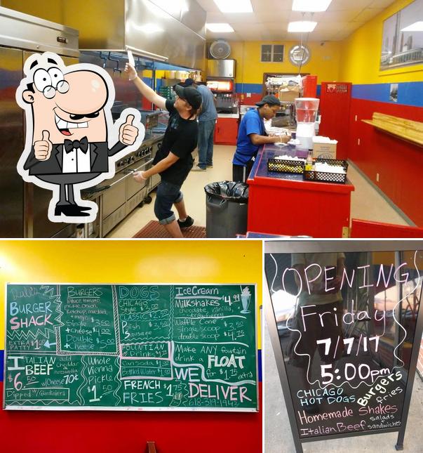 Dale's Burger Shack in Carbondale Restaurant menu and reviews