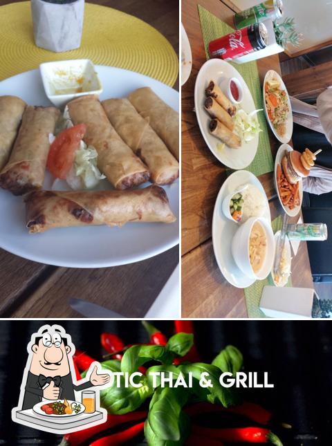 Еда в "Arctic Thai & Grill"