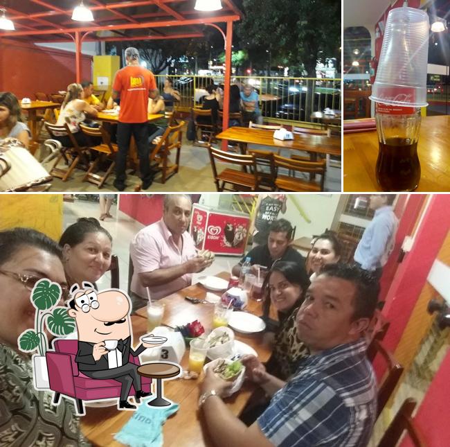 A Lual Lanches Araraquara se destaca pelo interior e cerveja