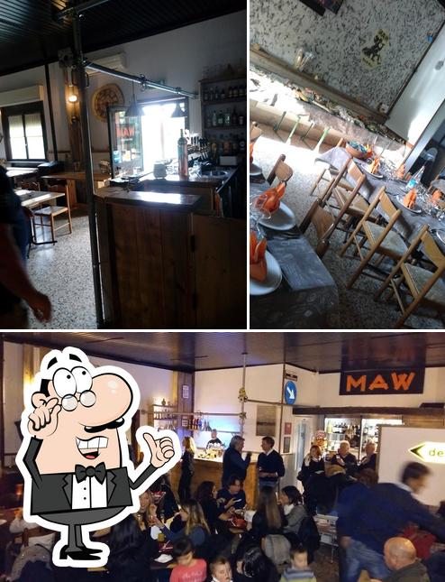 Gli interni di Bar Maw