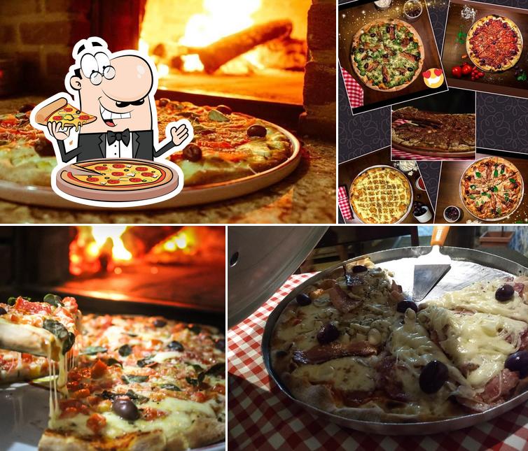 Escolha pizza no Pizzaria Porto da Praia