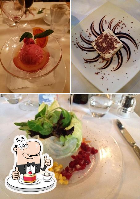 Restaurant Hirschen propose un nombre de desserts