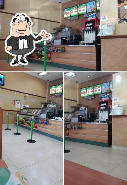 O interior do Subway