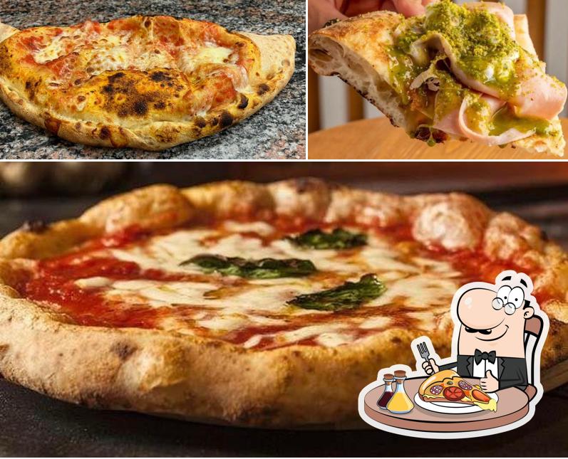 A Marchipizza di Mario Marchi, puoi ordinare una bella pizza