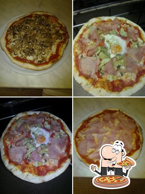 Scegli una pizza a Pizzeria friggitoria Zio SAM