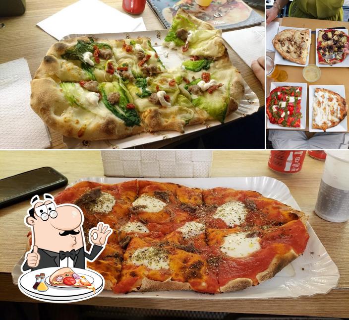Scegli tra le molte varianti di pizza