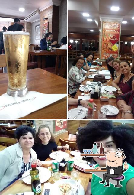 O interior do Frigideira & Cia