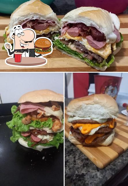 Experimente um hambúrguer no ️ Perninha Lanches , Lanches em Ribeirão Preto , Lanchonetes Ribeirão Preto