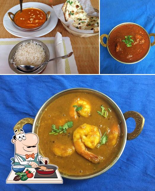 Chicken curry at Biryani Bowl Indian Cuisine