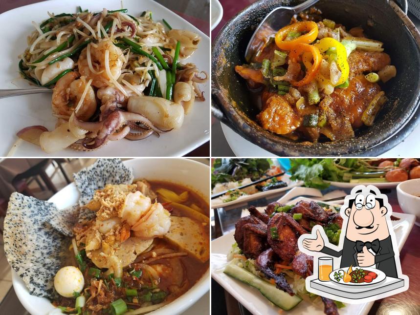 Food at Nam Phuong Buford Highway