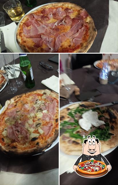 A Vicio Pizzeria, puoi provare una bella pizza