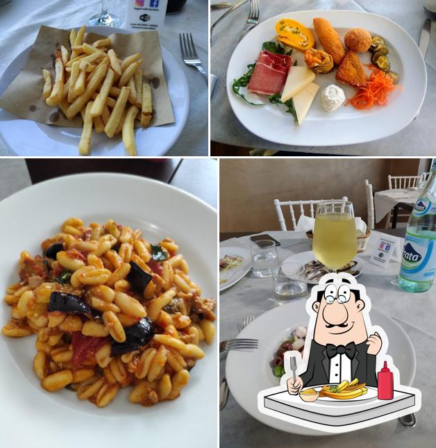 Ordina le patatine fritte a Osteria Ristorante Titina