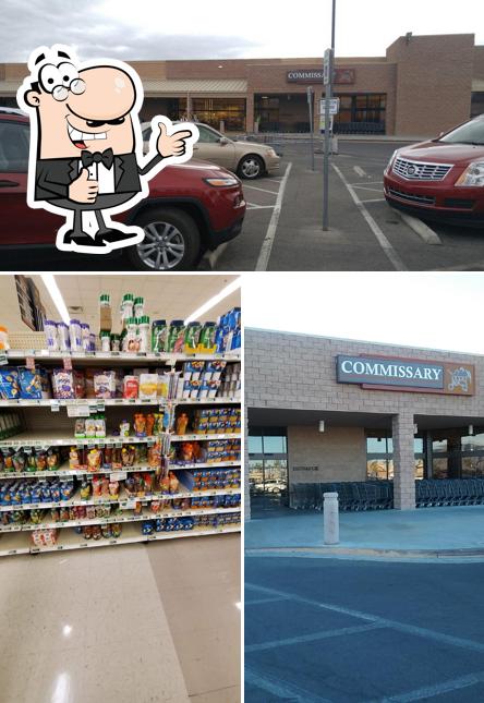 nellis bx food court