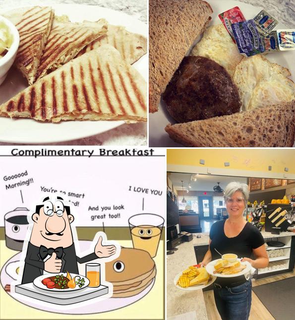 Honey Bee Cafe in Sugarcreek Restaurant menu and reviews