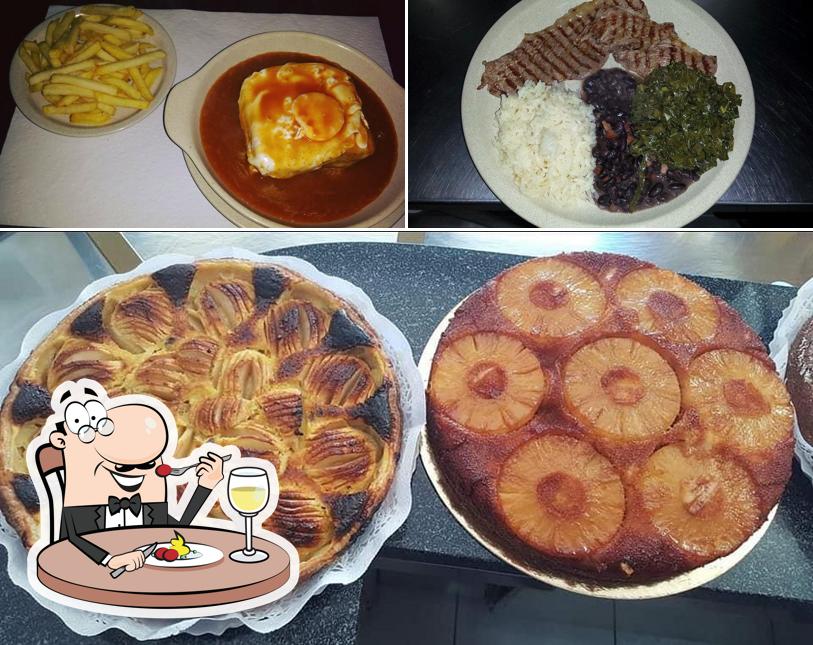Еда в "Café Pastelaria - O Carioca"