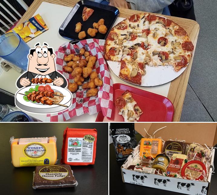 Cheese House American Diner in Omro Restaurant menu and reviews