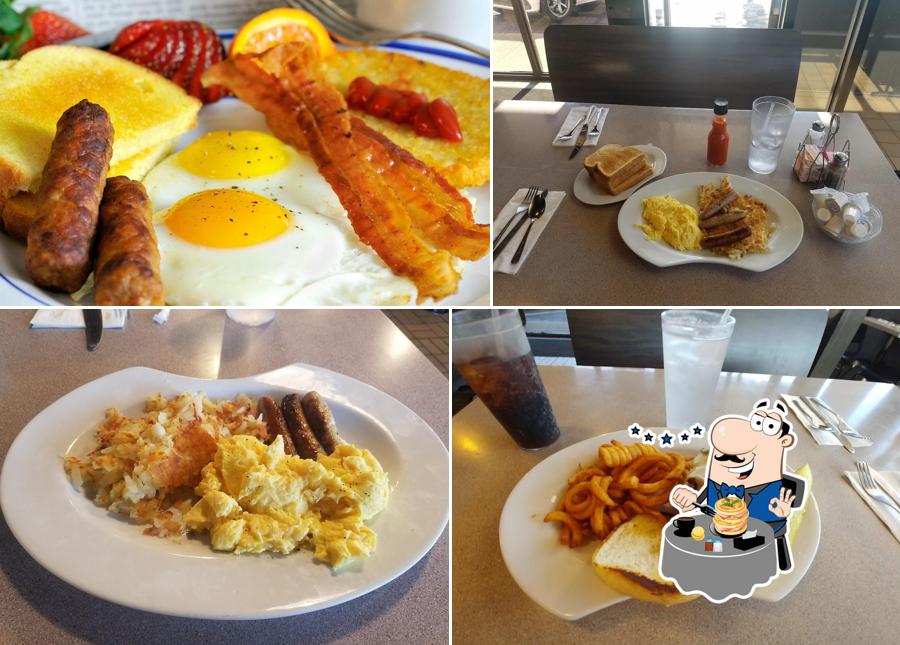 Joe's Deli & Restaurant, 11750 Madison Ave in Lakewood Restaurant