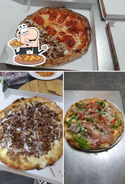 Order pizza at Non Solo Pizza