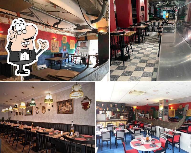 Check out how Pizzeria Di Venezia Restaurant looks inside