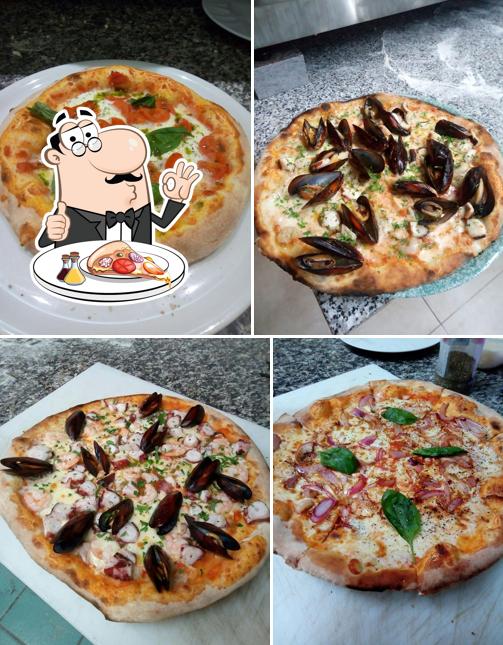 Probiert eine Pizza bei Pizzeria del Centro di Ciancio Salvatore