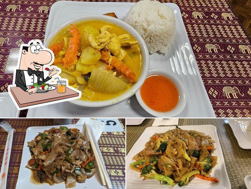 Thai Basil Restaurant in Visalia - Restaurant menu and reviews