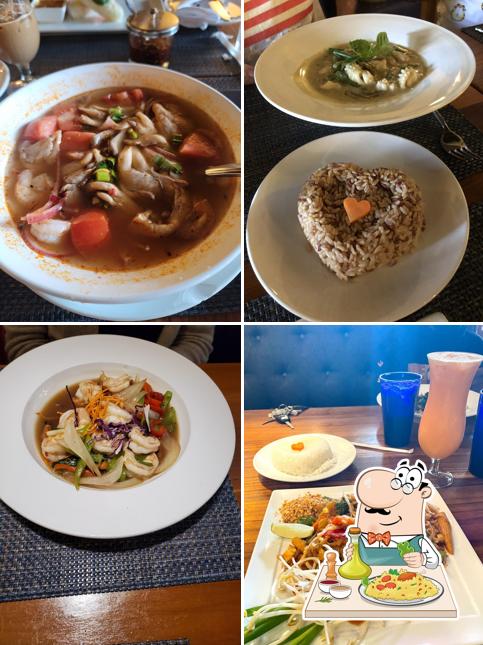 Blue Orchid Thai Cuisine, 13475 Atlantic Blvd #32 in Jacksonville