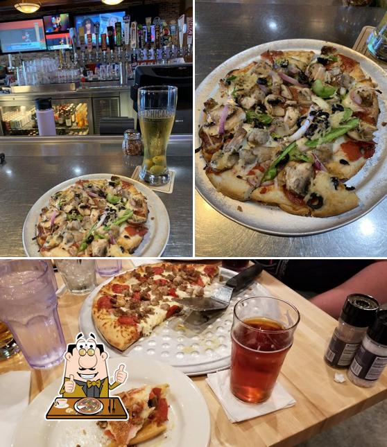Old Chicago Pizza + Taproom in Dubuque Restaurant menu and reviews