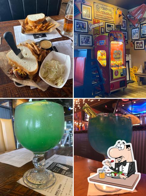 Menu of Primanti Bros. Restaurant and Bar, Altoona reviews and ratings