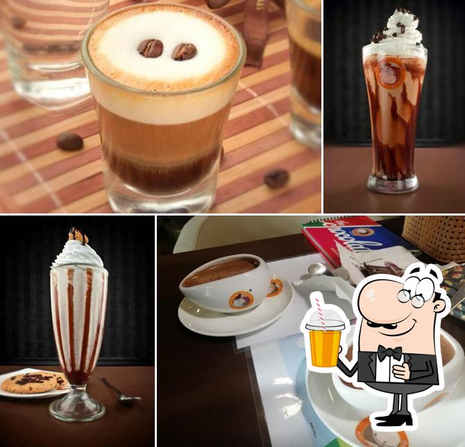 The Chocolate Room, Vadodara, Kalyan Cafe Building Restaurant reviews