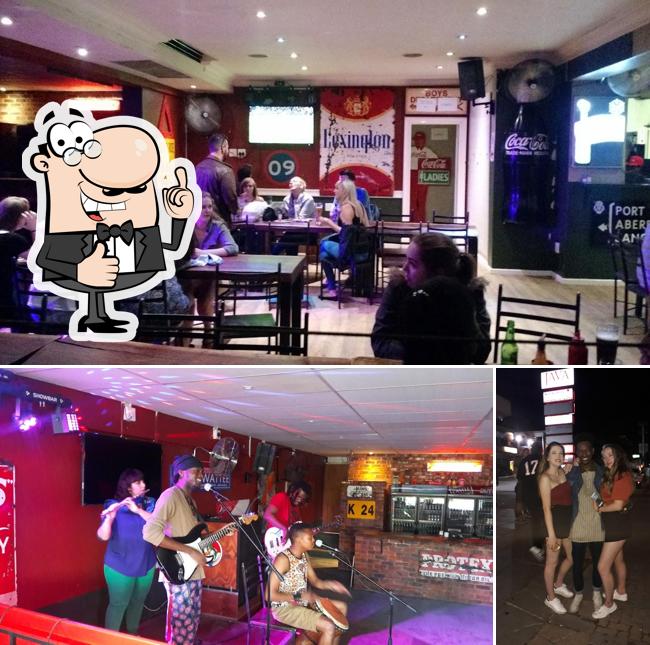 Voici une photo de The Jolly Roger, Hatfield