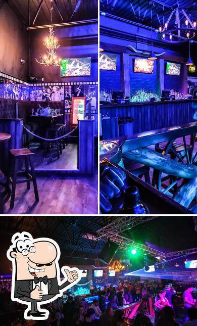 Lonestar Night Club in Fort Saint John - Restaurant reviews