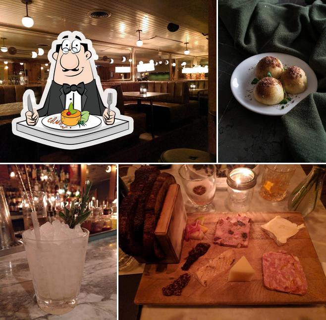 The Cloak Bar in Toronto Restaurant menu and reviews
