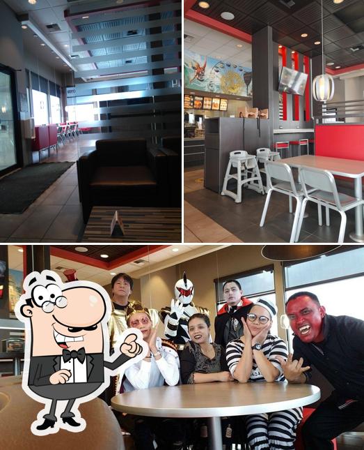 Découvrez l'intérieur de Carl's Jr