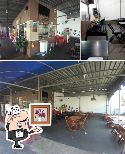 Veja imagens do interior do Esquina do chopp