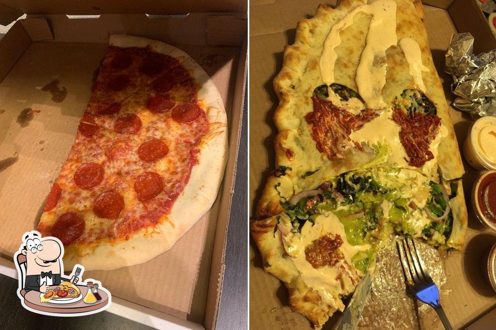 En Cosmo’s Pizza, puedes disfrutar de una pizza