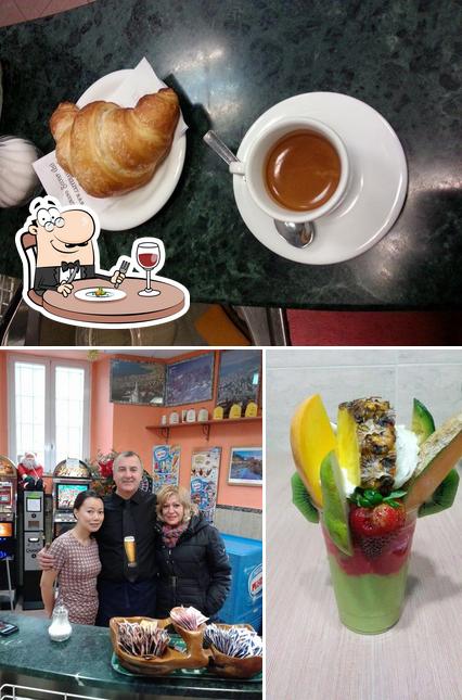 Questa è la immagine che presenta la cibo e interni di Caffè In Venezia