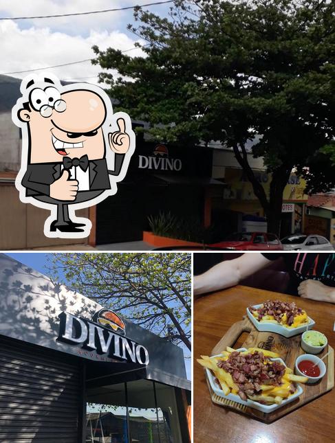 Look at the photo of Divino Gourmet Burger