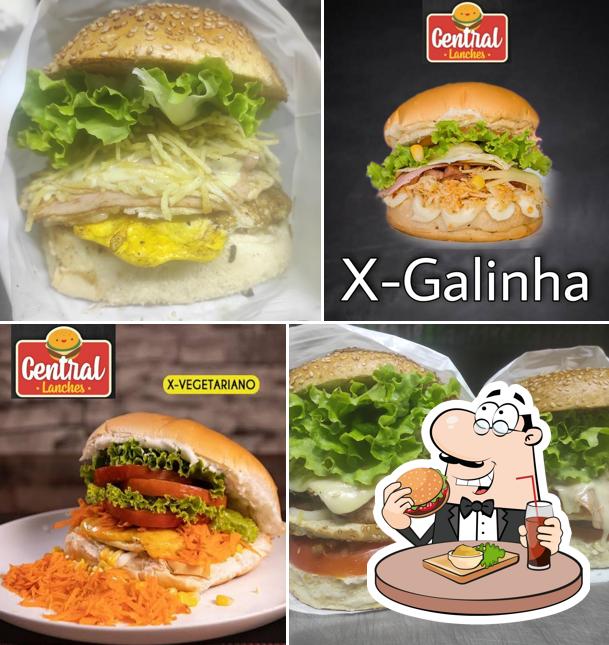 Os hambúrgueres do Central Lanches Hamburgueria irão saciar diferentes gostos